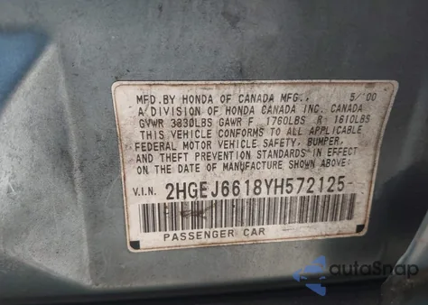 2000 Honda Civic Value Package from USA, damaged, VIN 2HGEJ6618YH572125